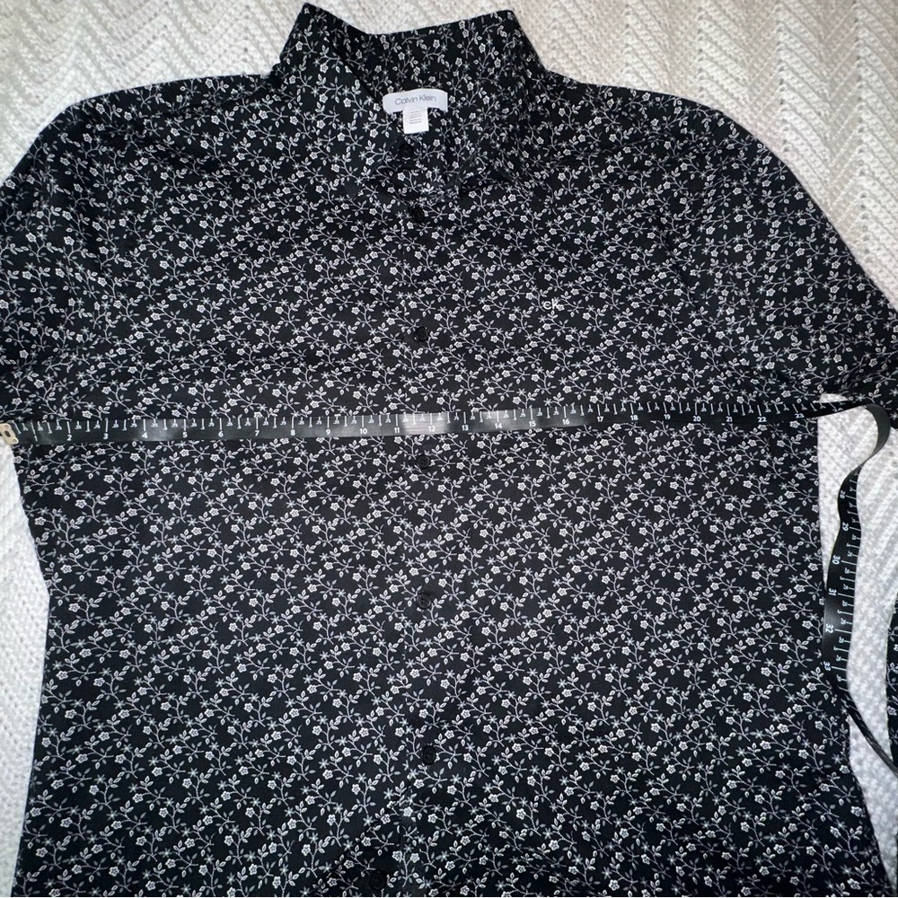 Calvin Klein Slim Fit Long Sleeve Floral Black and White Shirt - XL - Picture 5 of 6